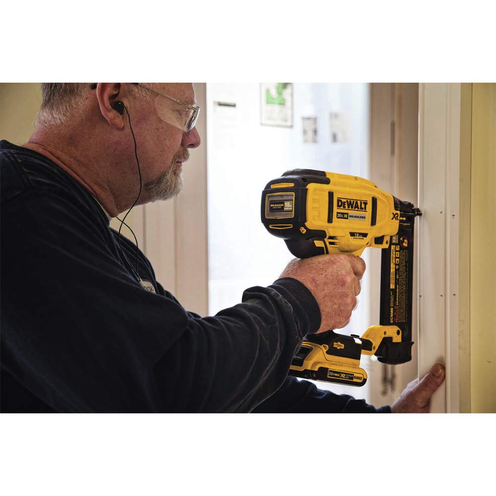 20V MAX Cordless Brad Nailer Kit 18GA M918