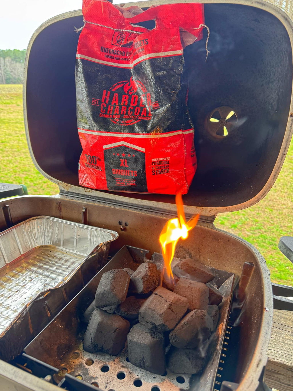 XL Quebracho Hardwood Briquets, Natural Wood Charcoal with Cassava Starch (10 LB) E336086
